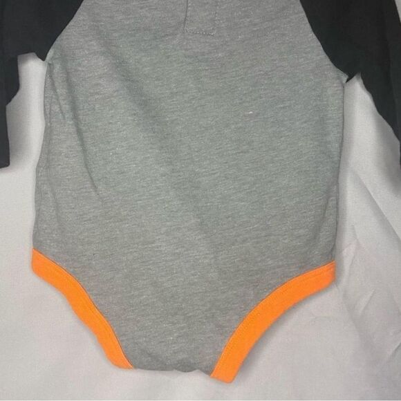 Nike long sleeve onsie size 3M - Picture 5 of 5